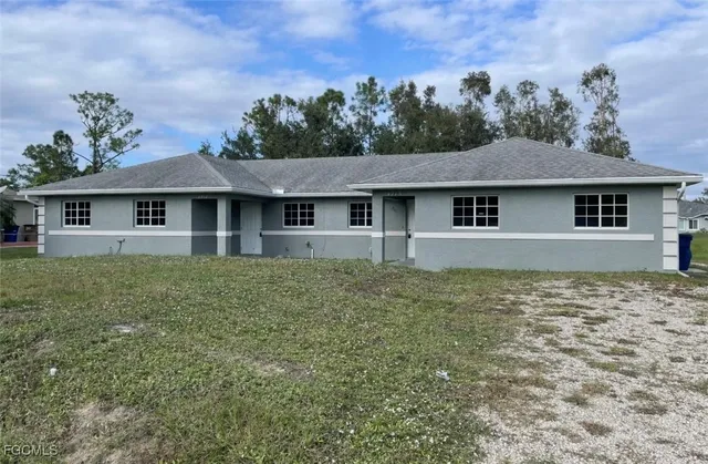 $1,600 | 4718 28th Street Southwest, Lehigh Acres, FL 33973