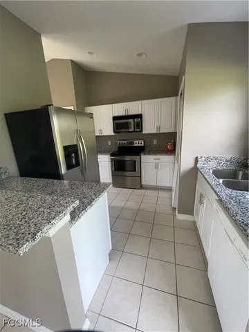 $1,600 | 4718 28th Street Southwest, Lehigh Acres, FL 33973