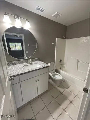 $1,600 | 4718 28th Street Southwest, Lehigh Acres, FL 33973