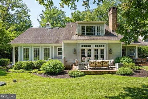 $1,425,000 | 4 Chittenden Lane, Owings Mills, MD 21117