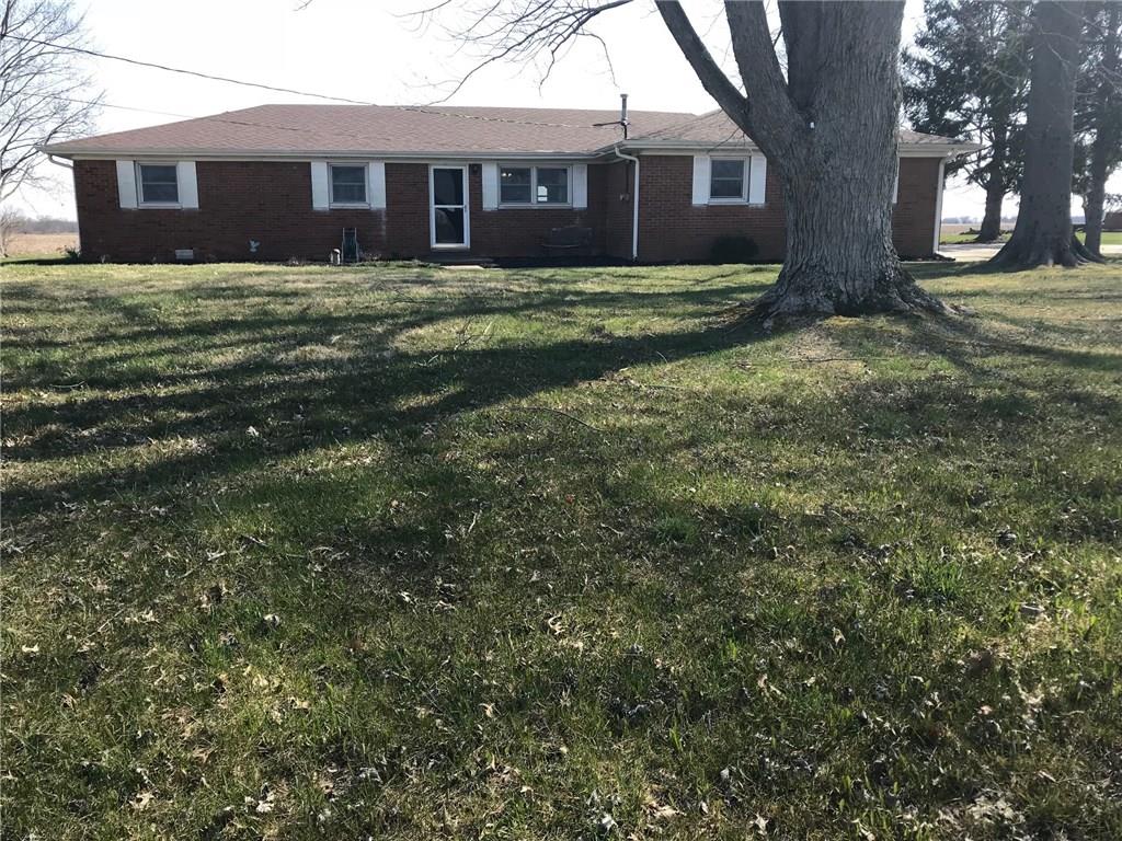 433 Weber Road Greenfield, IN 46140 - Photo 1 of 28 Gallery Image 1