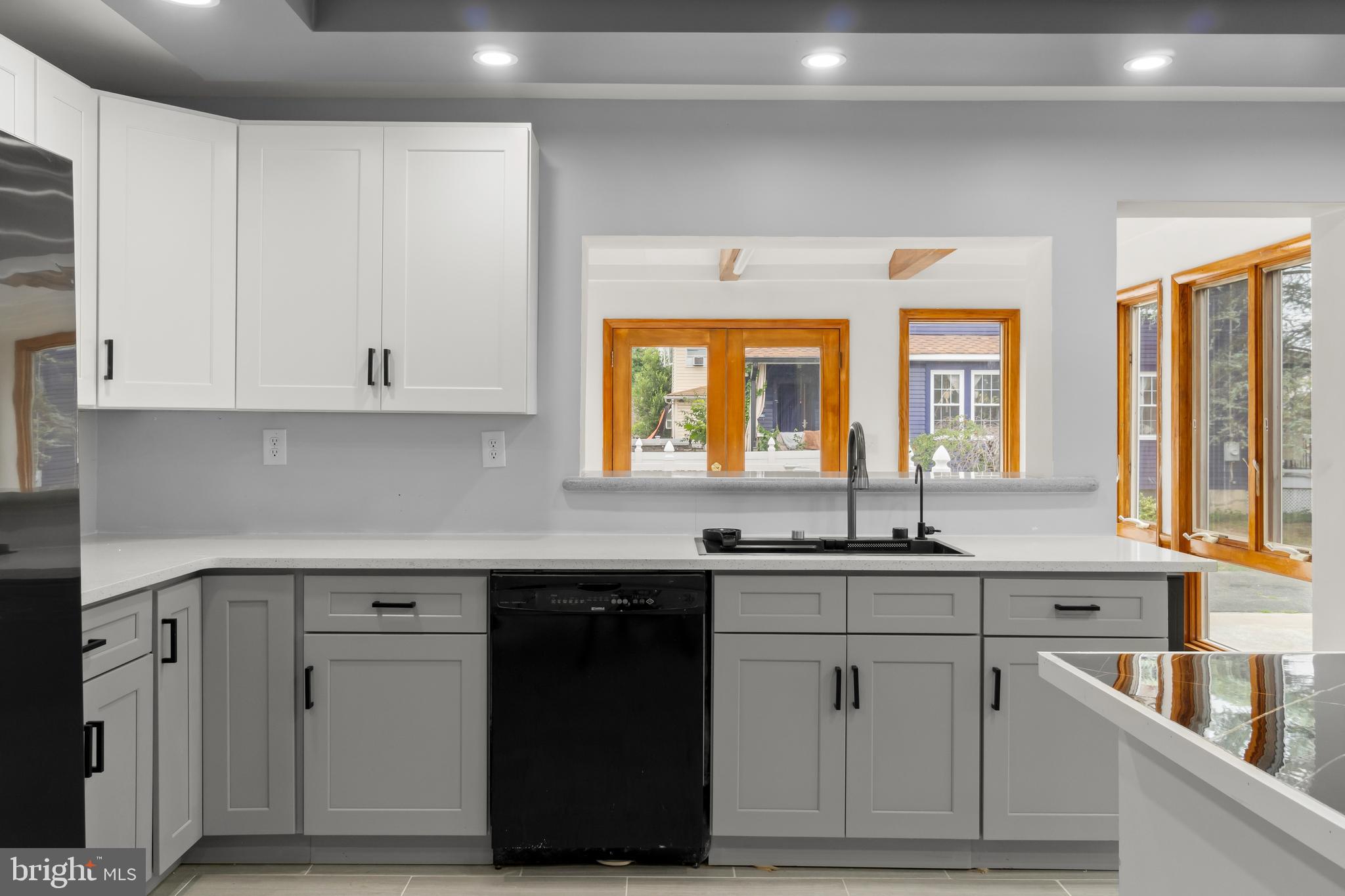 910 South Fairview Street Riverside, NJ 08075 - Photo 13 of 38