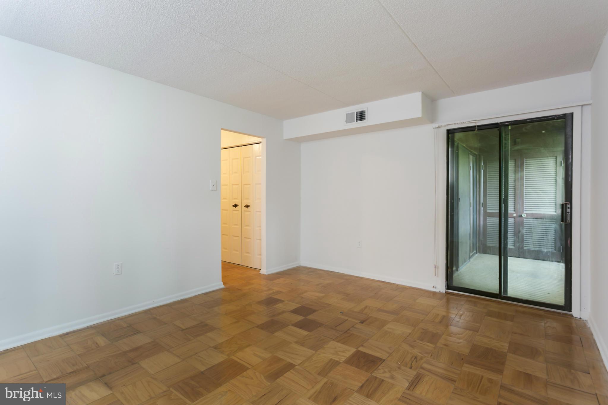 5232 West Running Brook Road, Unit 202 Columbia, MD 21044 - Photo 11 of 21 Bedroom (Master)