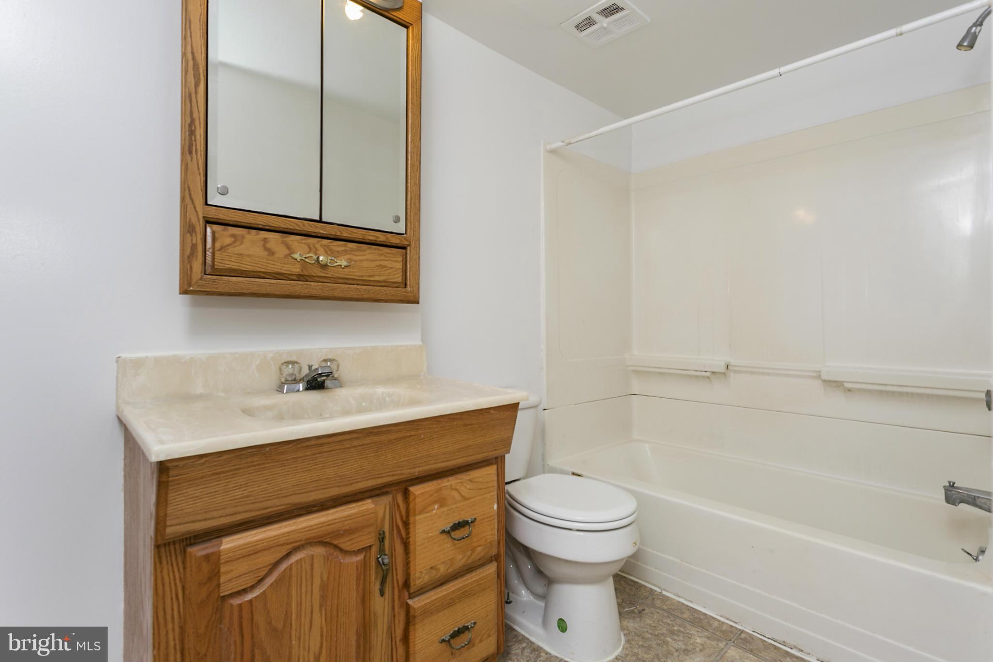 5232 West Running Brook Road, Unit 202 Columbia, MD 21044 - Photo 18 of 21 Bath