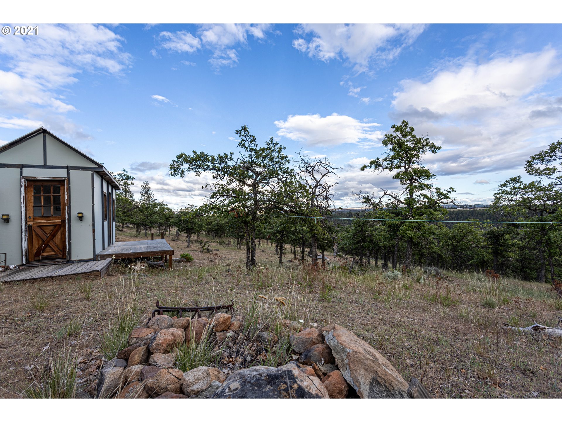 Ridegetop Road Dufur, OR 97021 - Photo 10 of 24 Gallery Image 10