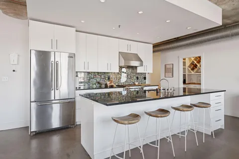 $919,500 | 525 North 3rd Street, Unit 306, Minneapolis, MN 55401