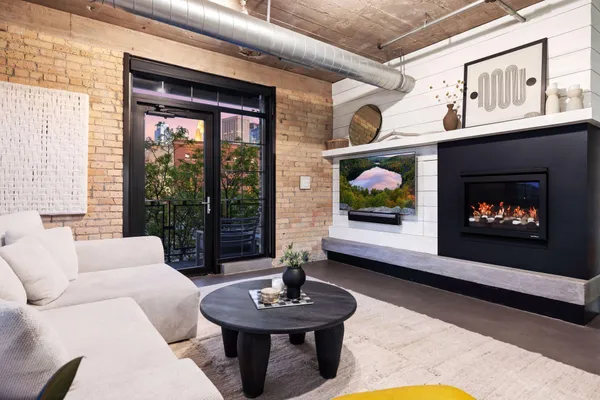 $919,500 | 525 North 3rd Street, Unit 306, Minneapolis, MN 55401