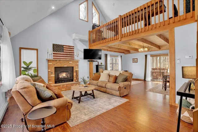 $324,900 | 122 Big Bass Drive, Gouldsboro, PA 18424