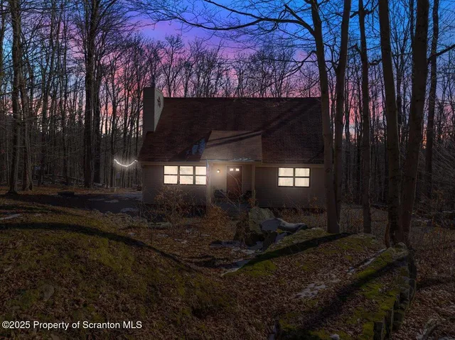 $324,900 | 122 Big Bass Drive, Gouldsboro, PA 18424