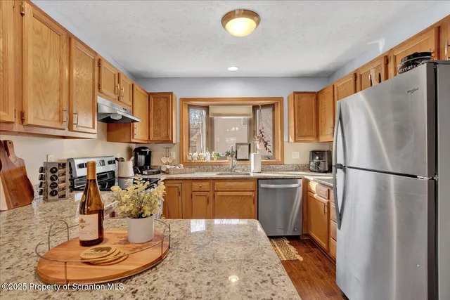 $324,900 | 122 Big Bass Drive, Gouldsboro, PA 18424