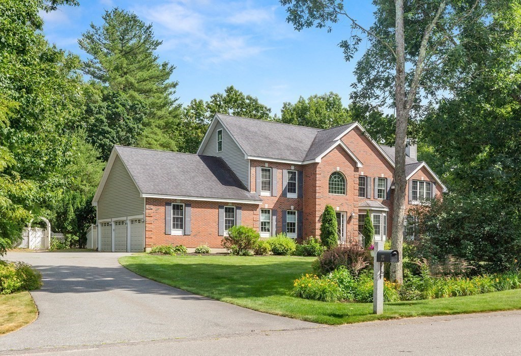 29 Shephard Road Pelham, NH 03076 - Photo 6 of 38 Gallery Image 6
