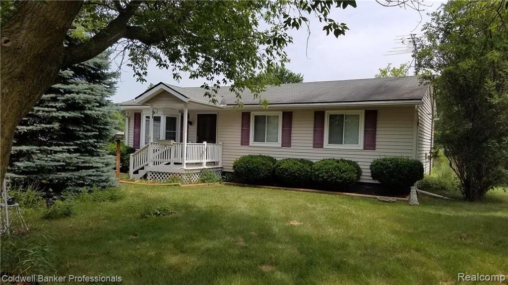 1534 Fish Lake Road Lapeer, MI 48446 - Photo 1 of 17 Gallery Image 1