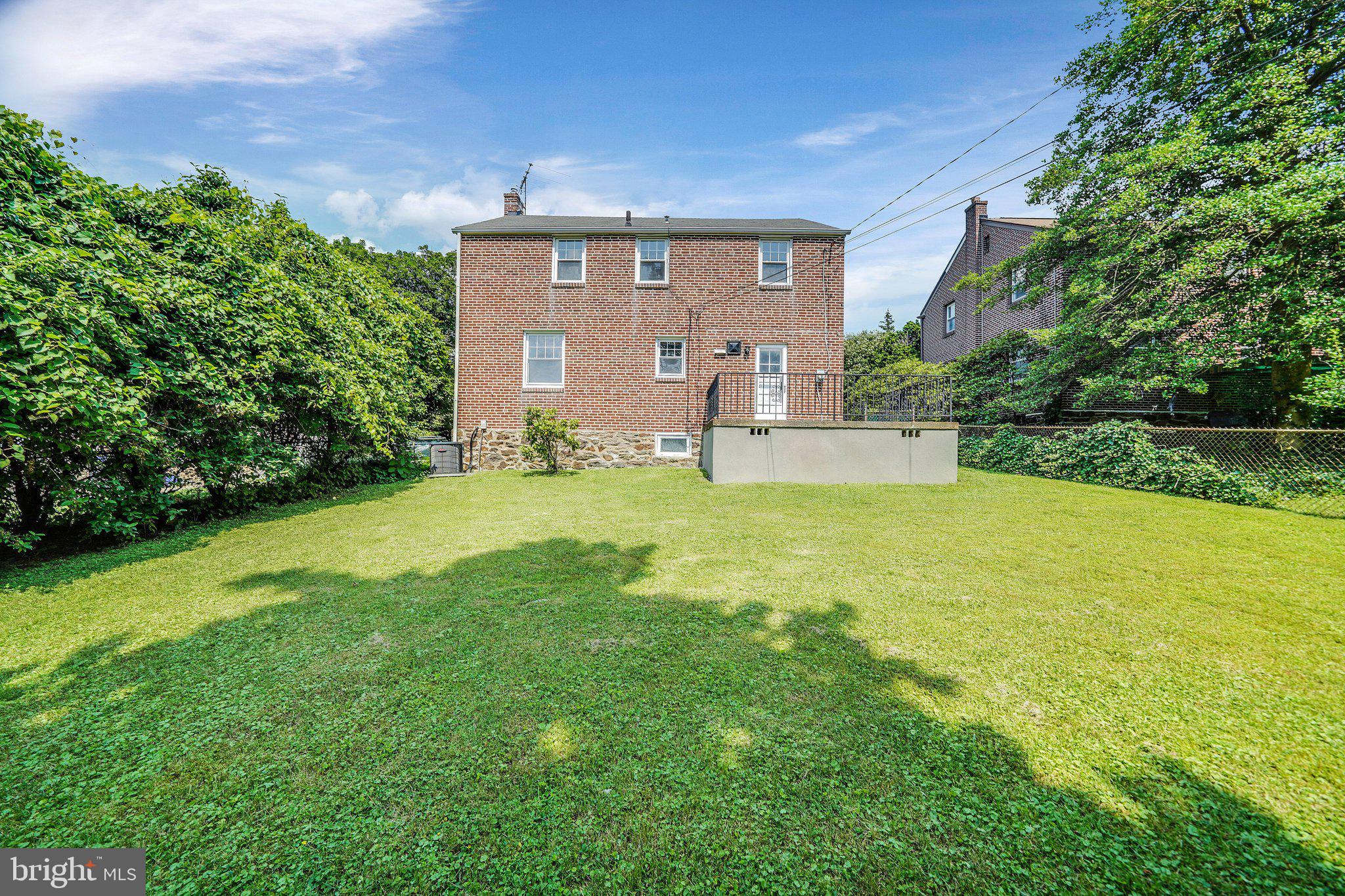 1736 Earlington Road Havertown, PA 19083 - Photo 12 of 32