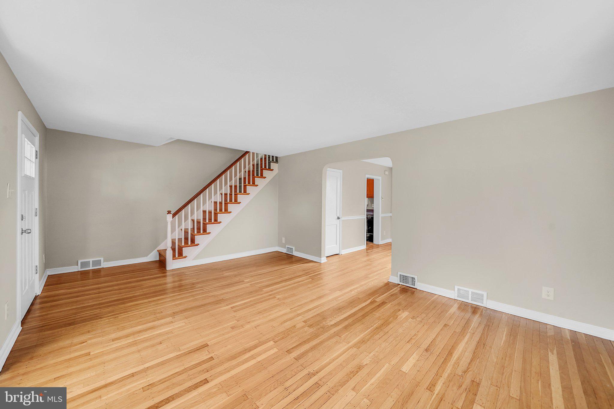 1736 Earlington Road Havertown, PA 19083 - Photo 14 of 32