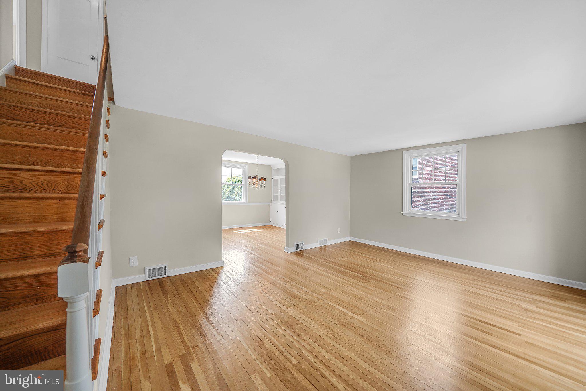 1736 Earlington Road Havertown, PA 19083 - Photo 15 of 32