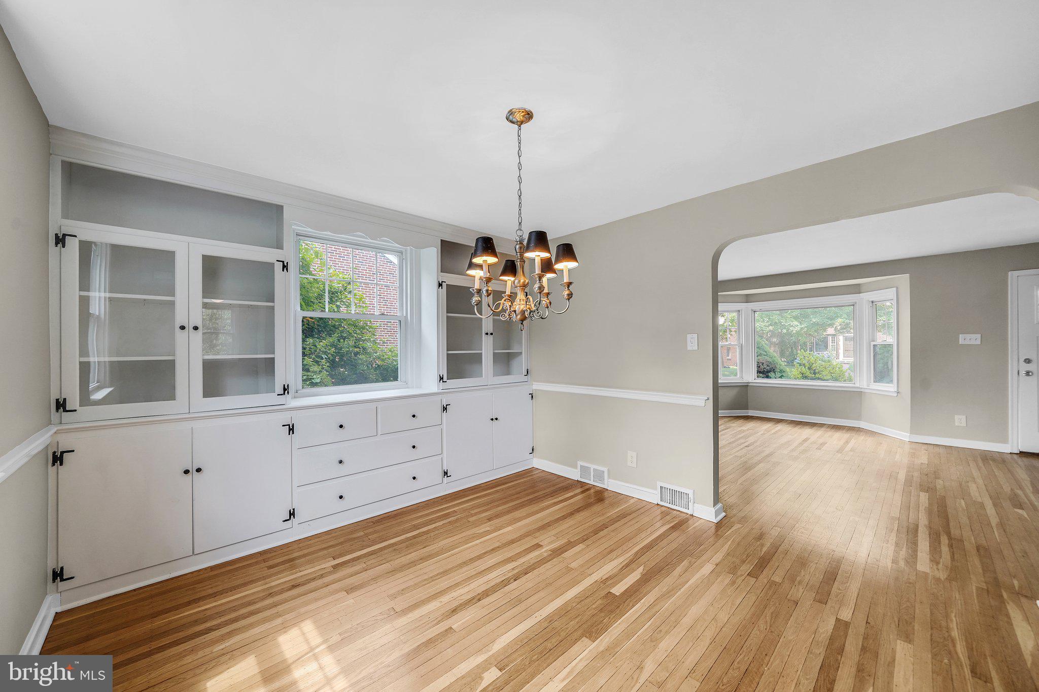 1736 Earlington Road Havertown, PA 19083 - Photo 18 of 32