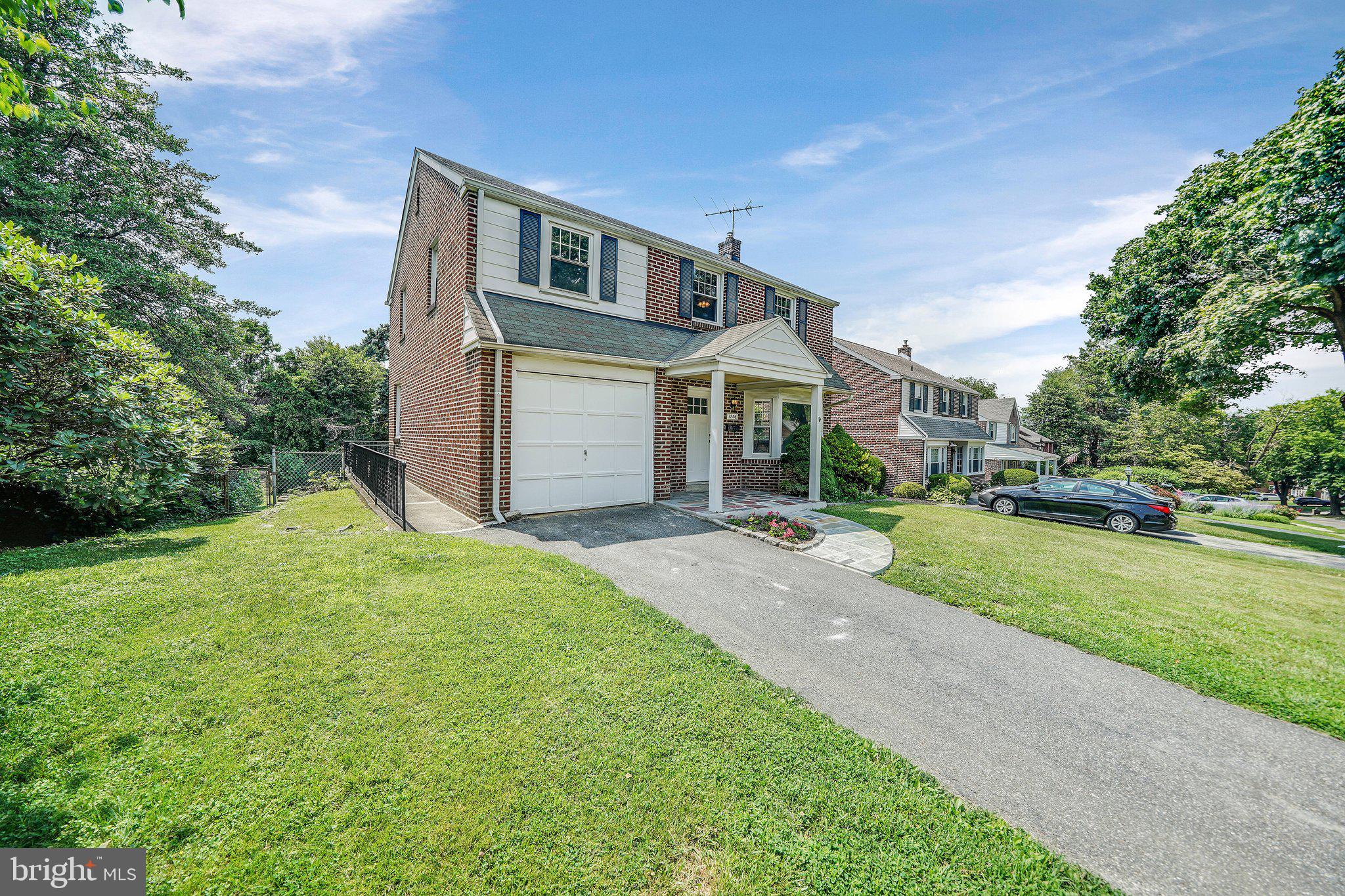 1736 Earlington Road Havertown, PA 19083 - Photo 3 of 32
