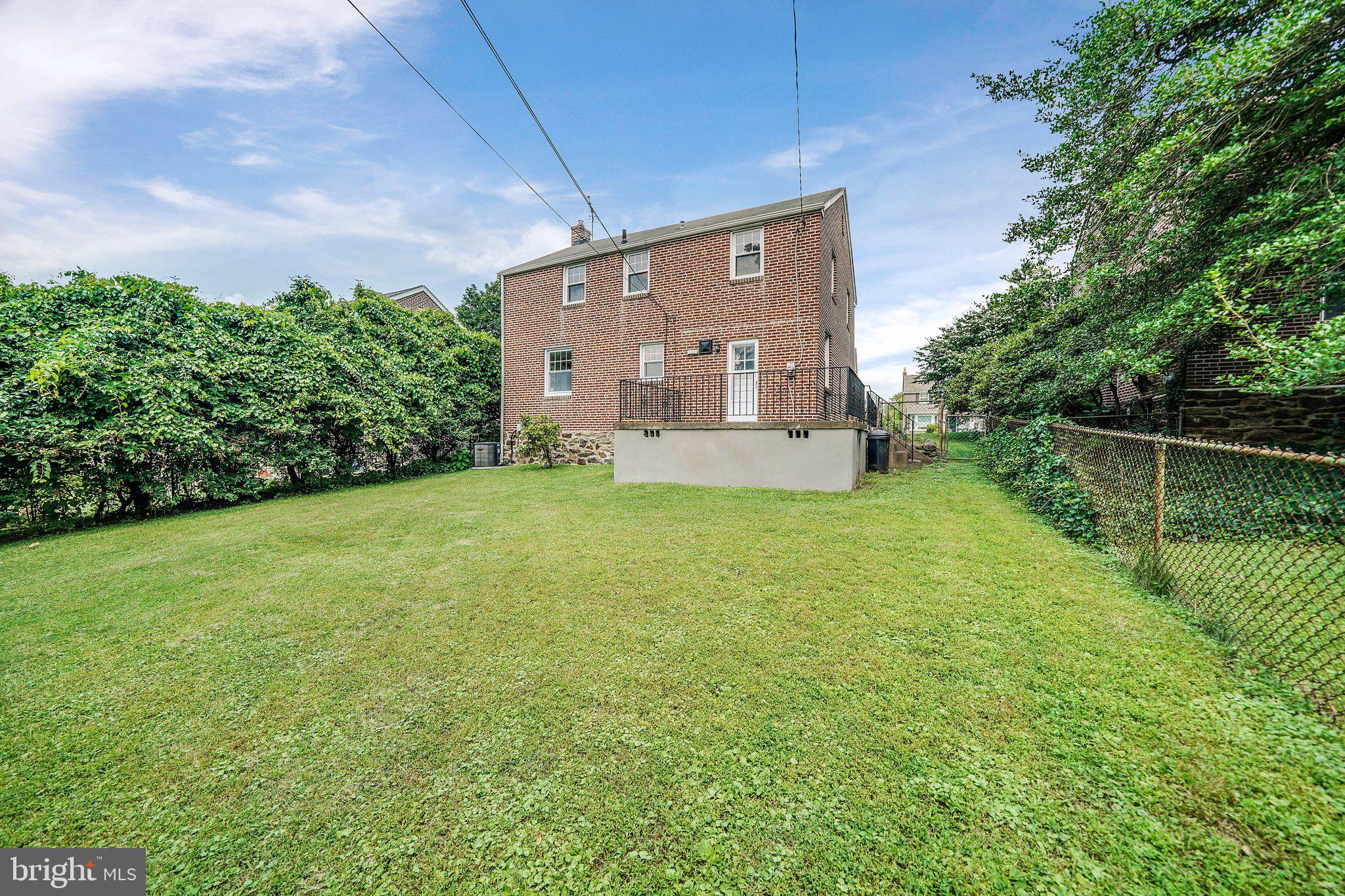 1736 Earlington Road Havertown, PA 19083 - Photo 6 of 32