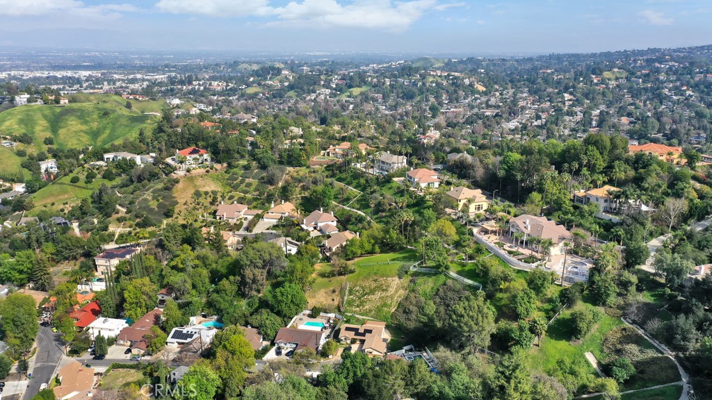 4775 Regalo Road Woodland Hills, CA 91364 - Photo 40 of 42 an aerial view of multiple house