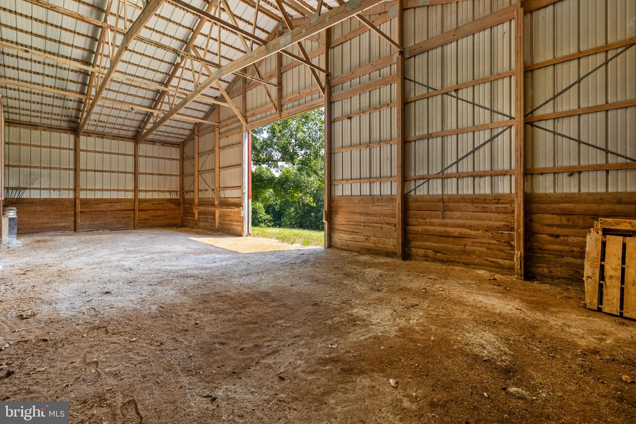 2322 Nicodemus Road Westminster, MD 21157 - Photo 106 of 131 Attached Run-in Shed