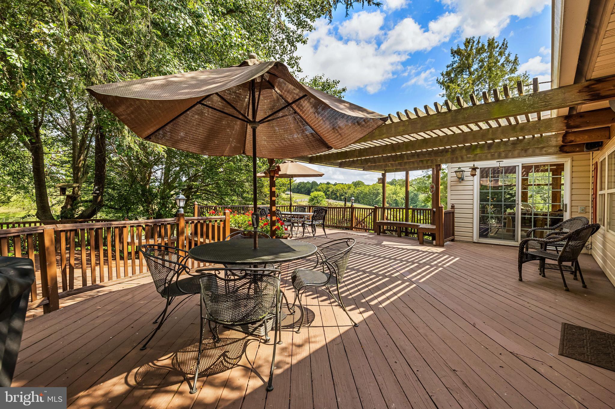 2322 Nicodemus Road Westminster, MD 21157 - Photo 54 of 131 Deck