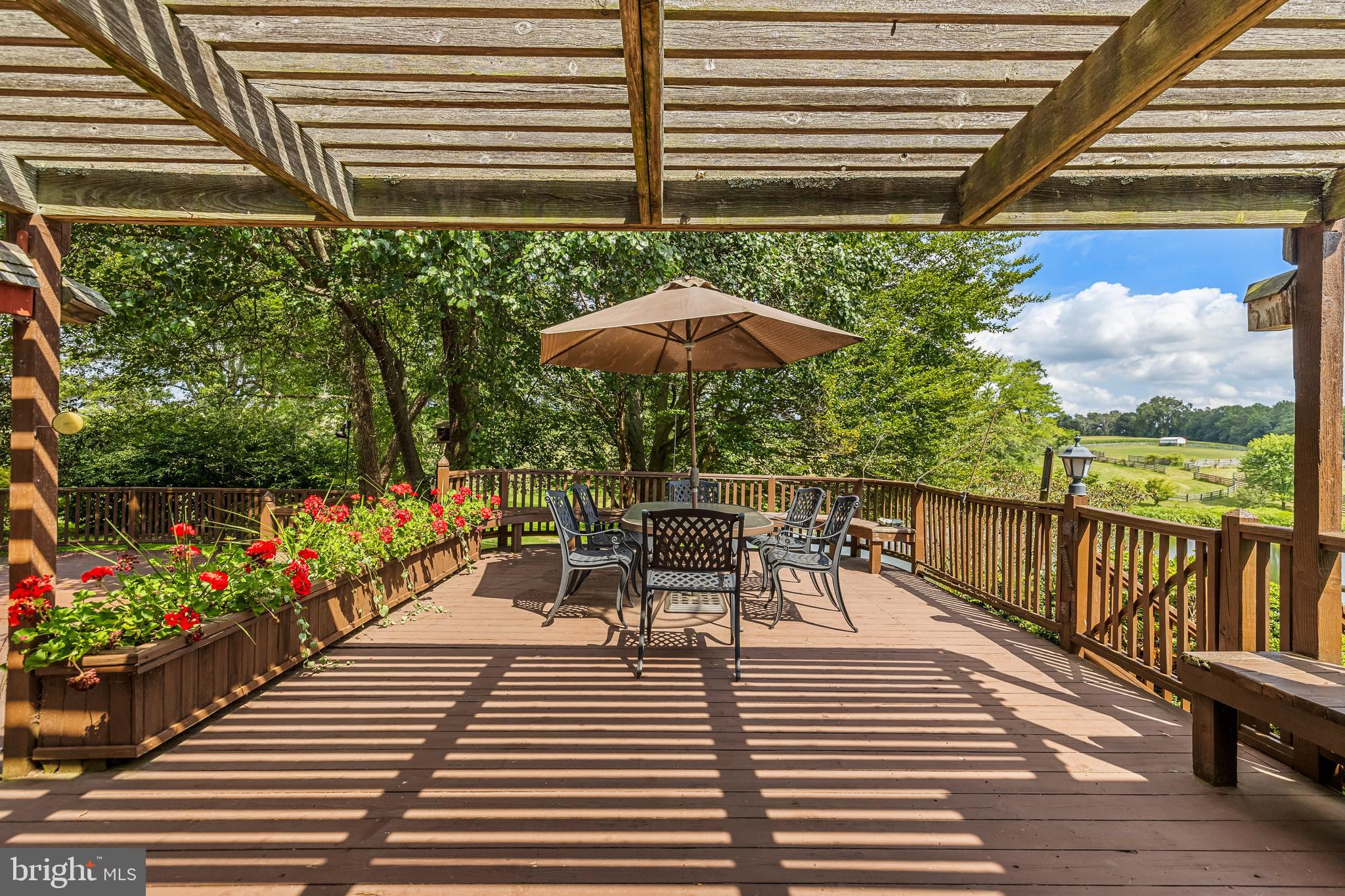 2322 Nicodemus Road Westminster, MD 21157 - Photo 55 of 131 Deck