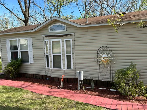 $47,900 | 2795 East 28th Road, Marseilles, IL 61341
