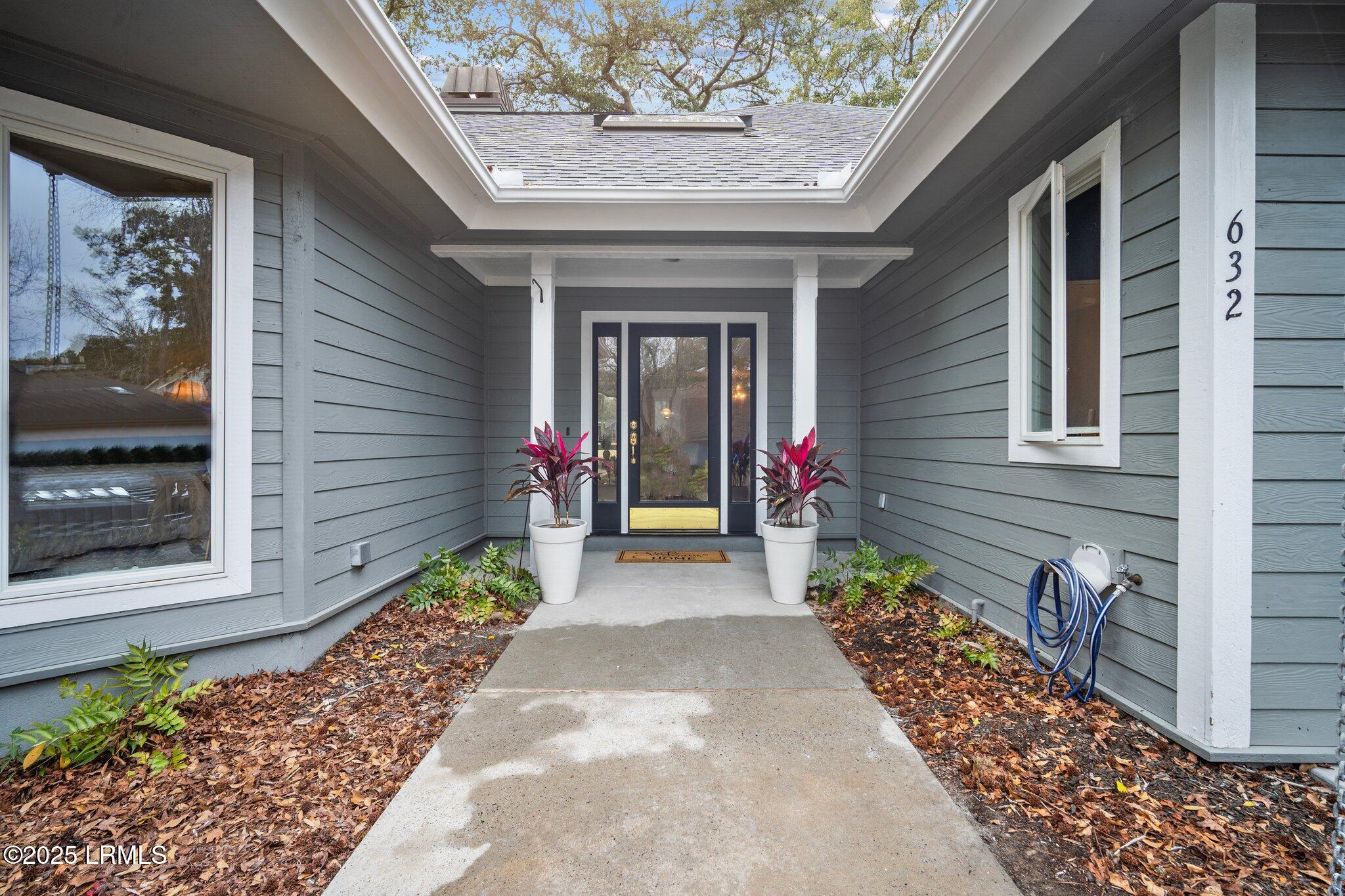 632 South Reeve Road St. Helena Island, SC 29920 - Photo 2 of 39 4-web-or-mls-DSC06066