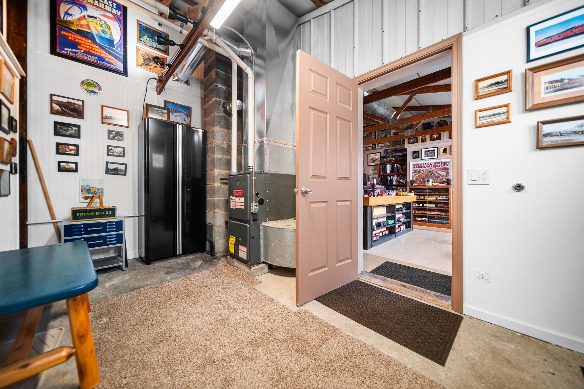 9125 Ayers Road Williamsburg, MI 49690 - Photo 15 of 31