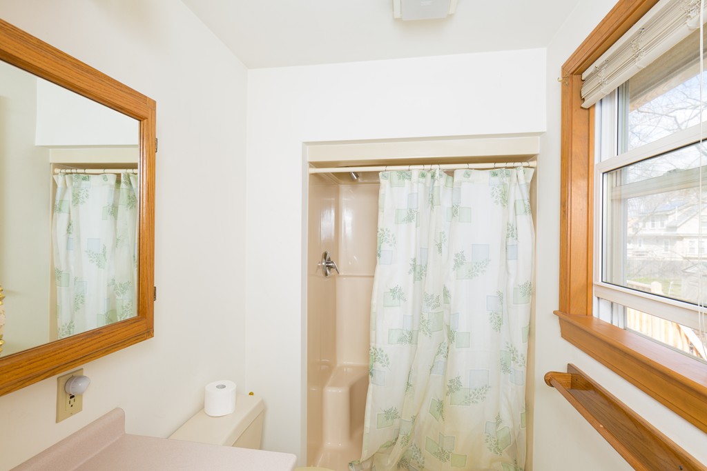 28 Douglas Road Ashland, MA 01721 - Photo 11 of 18 Gallery Image 11
