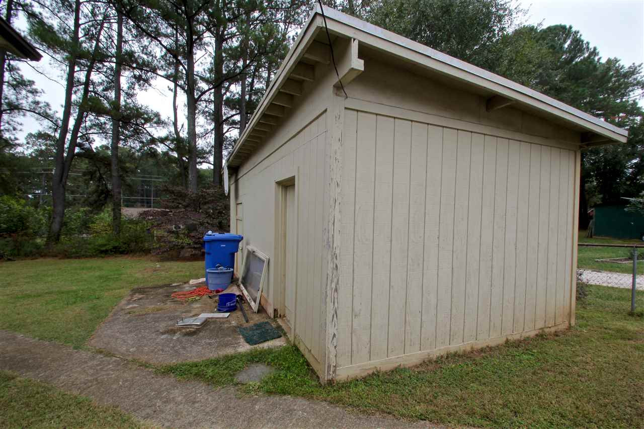 2807 Crestline Avenue Raleigh, NC 27603 - Photo 14 of 17 Photo 14