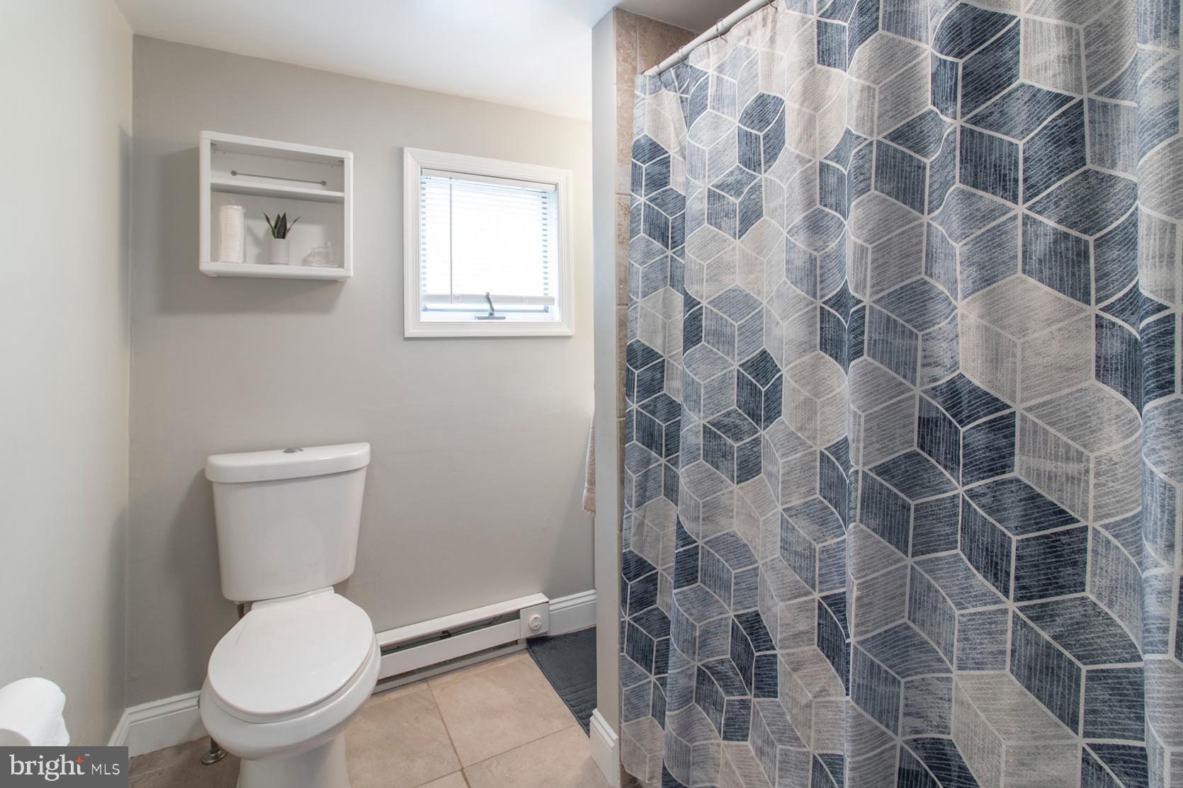 2112 Longview Road Warrington, PA 18976 - Photo 38 of 79 Upper level Bathroom.