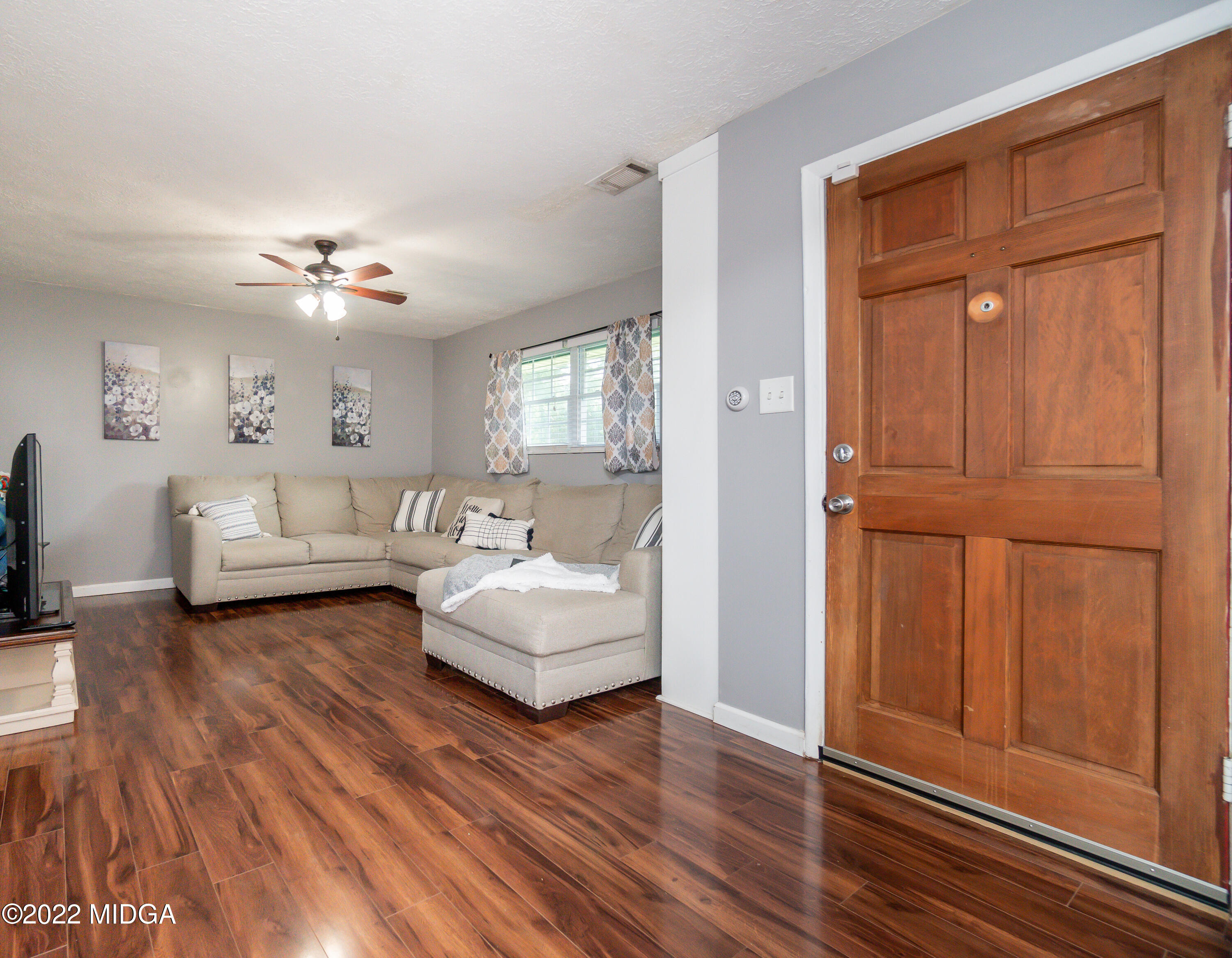 1009 Elberta Road Warner Robins, GA 31093 - Photo 13 of 58 13__DSC8278_mls