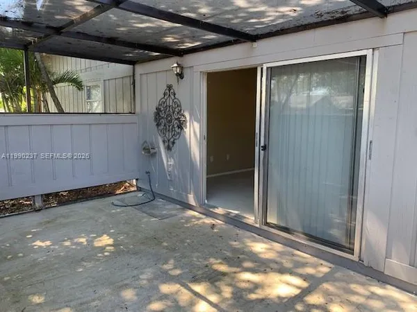 $2,000 | 3904 Northwest Cinnamon Tree Circle, Jensen Beach, FL 34957