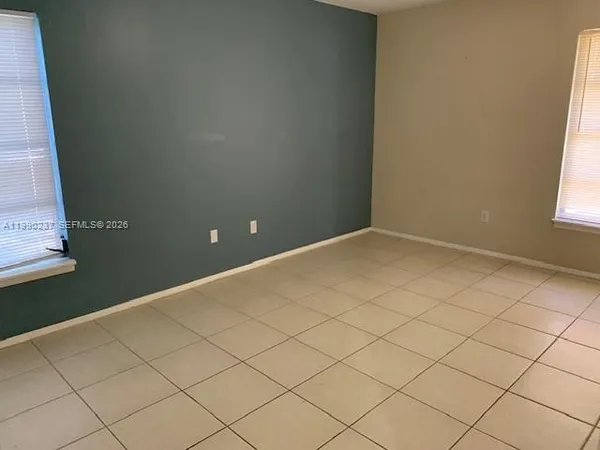 $2,000 | 3904 Northwest Cinnamon Tree Circle, Jensen Beach, FL 34957