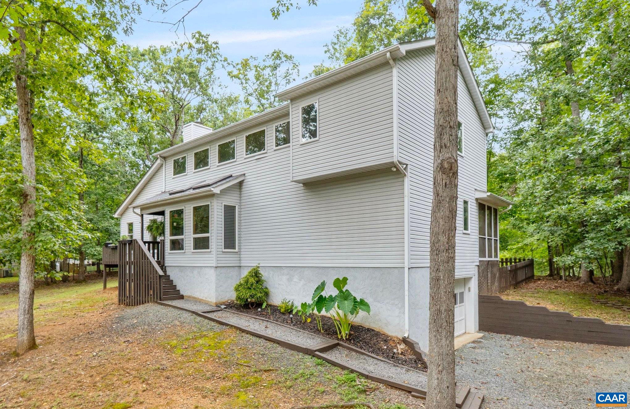 12 Amethyst Road Palmyra, VA 22963 - Photo 2 of 71 Gallery Image 2