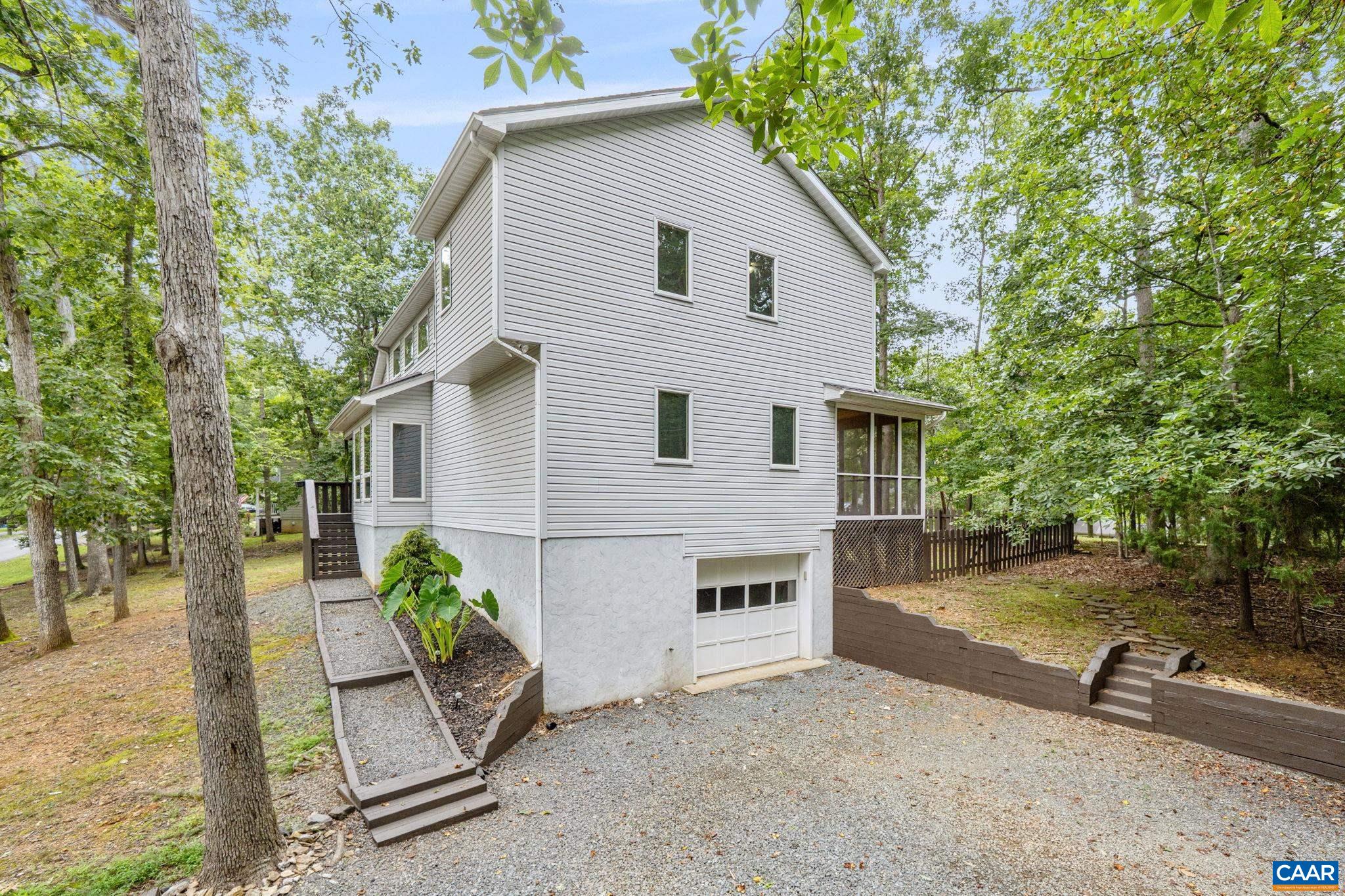 12 Amethyst Road Palmyra, VA 22963 - Photo 5 of 71 Gallery Image 5