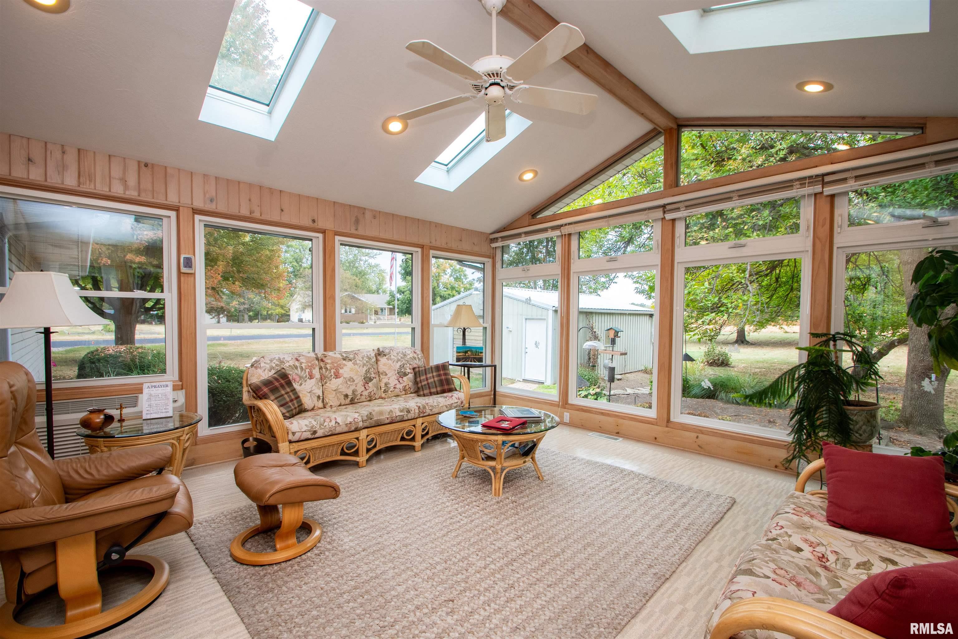 8320 North Blackbridge Road Edwards, IL 61528 - Photo 16 of 62 Gallery Image 16