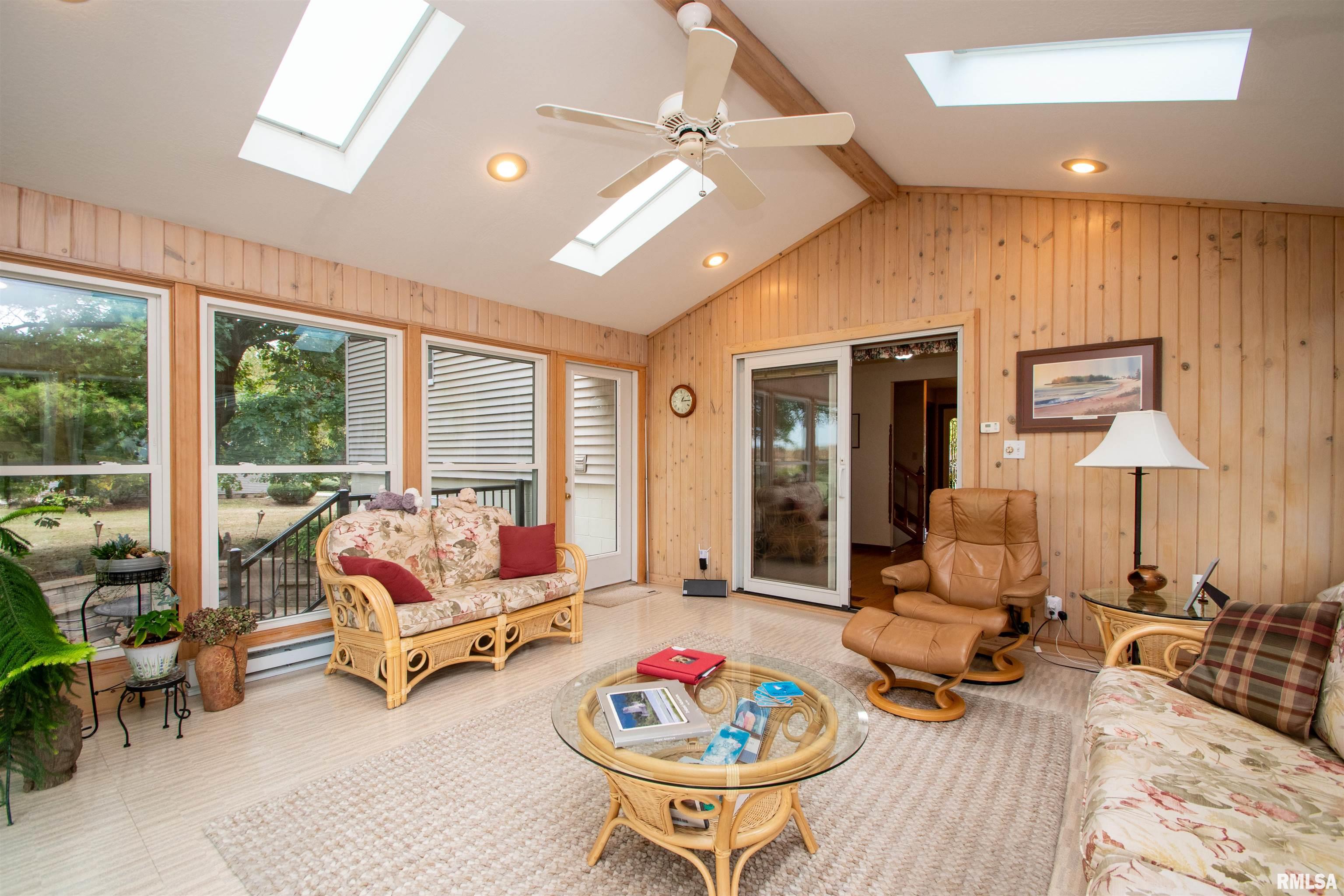 8320 North Blackbridge Road Edwards, IL 61528 - Photo 17 of 62 Gallery Image 17