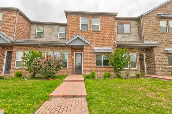$2,900 | 6043 Rivendell Drive, Frisco, TX 75035