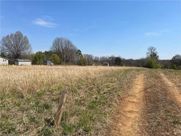 $450,000 | 44-ac Island Drive, Madison, NC 27025