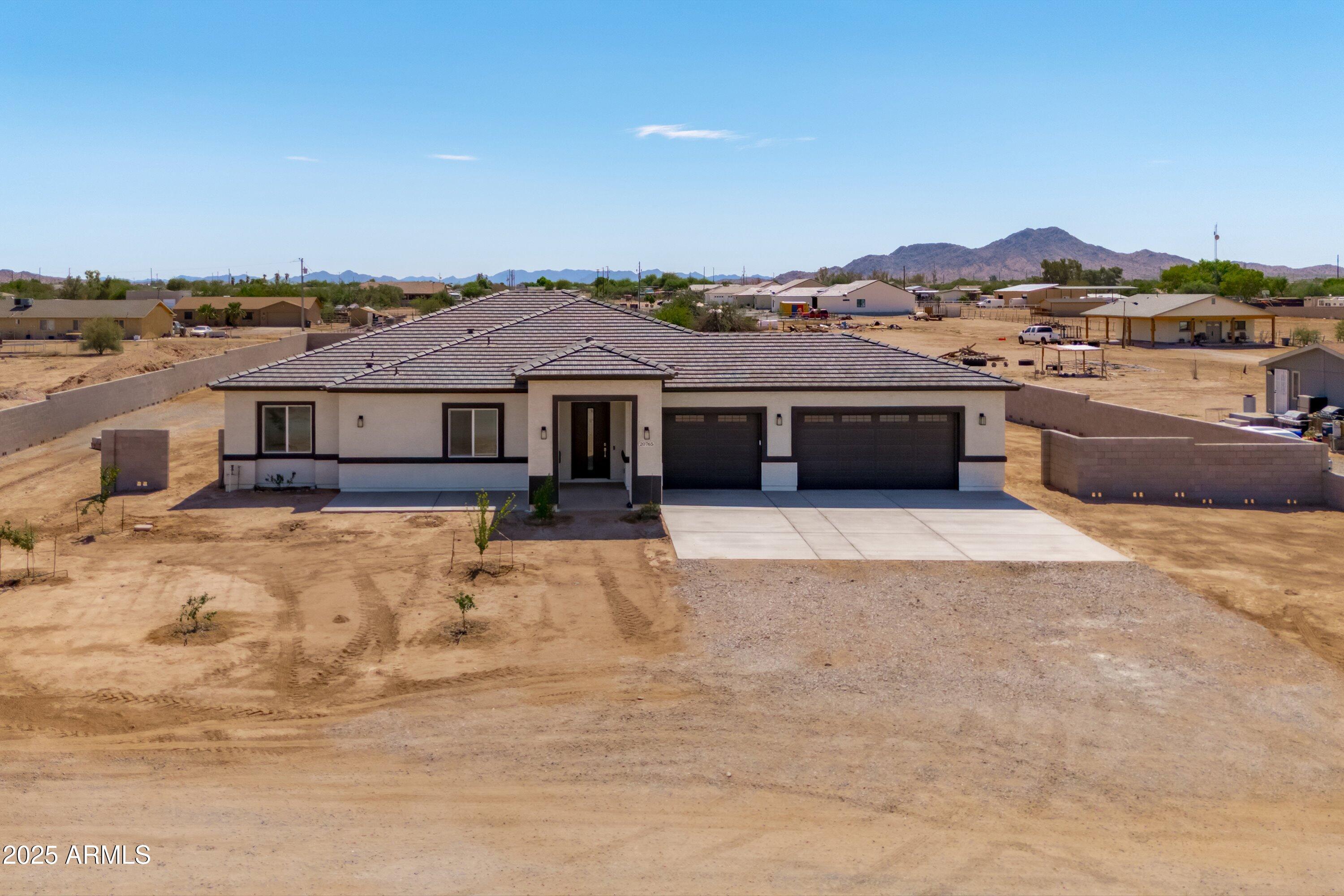 20765 West Cheyenne Road Buckeye, AZ 85326 - Photo 2 of 54 02-Front View