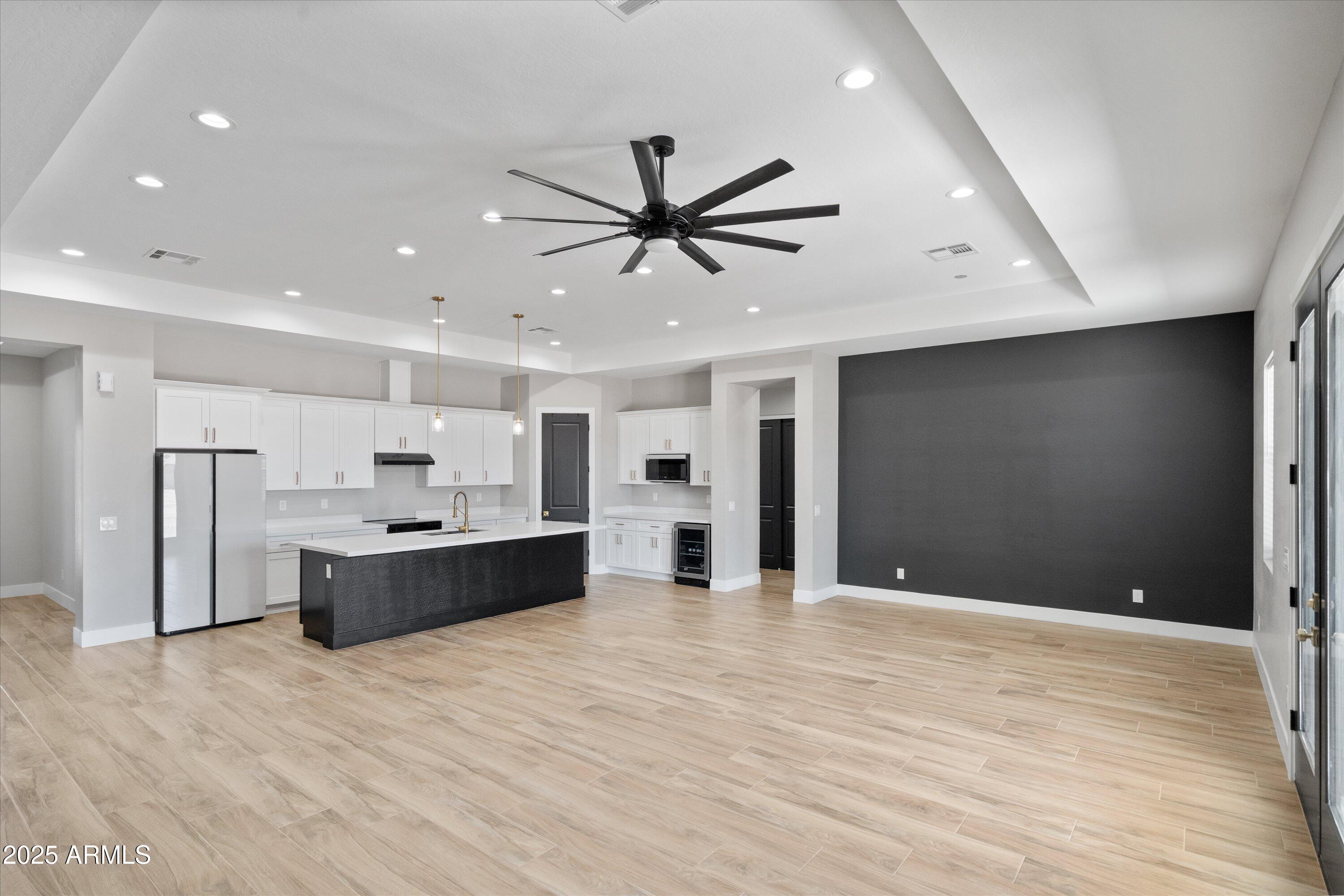 20765 West Cheyenne Road Buckeye, AZ 85326 - Photo 6 of 54 06-Family Kitchen and Dining