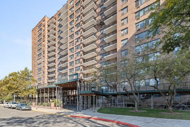 a view of a large building