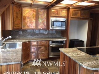 16972 South Lakeshore Road Chelan, WA 98816 - Photo 3 of 18 Gallery Image 3