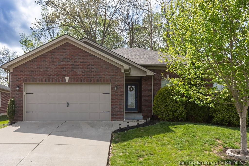 8122 Autumn Drive Georgetown, IN 47122 - Photo 2 of 39