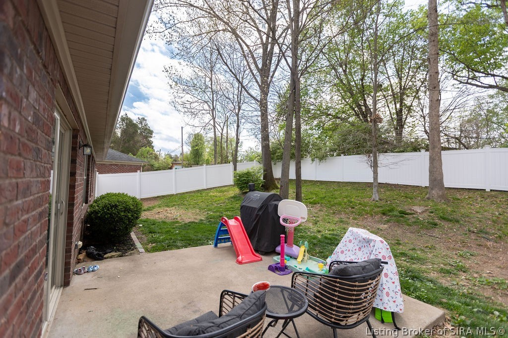 8122 Autumn Drive Georgetown, IN 47122 - Photo 33 of 39