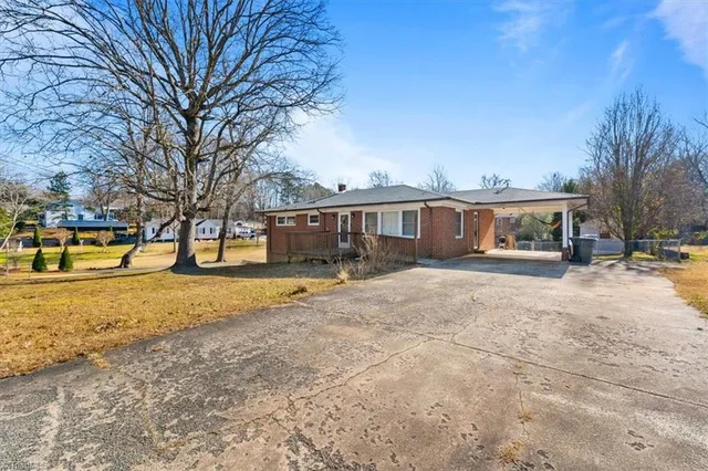 $185,000 | 210 Sharon Avenue, Asheboro, NC 27203