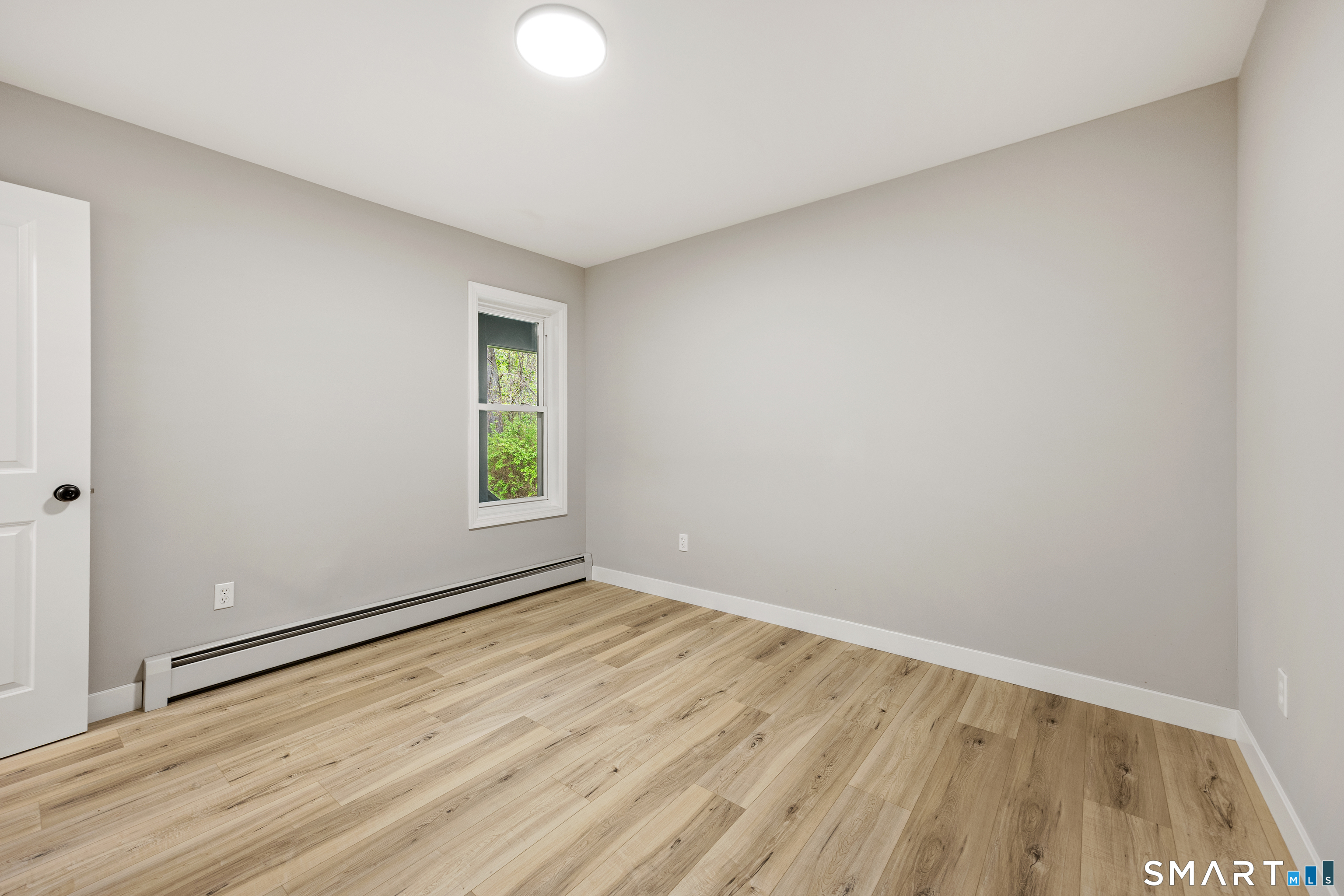 35 Lilly Street Waterbury, CT 06708 - Photo 17 of 35