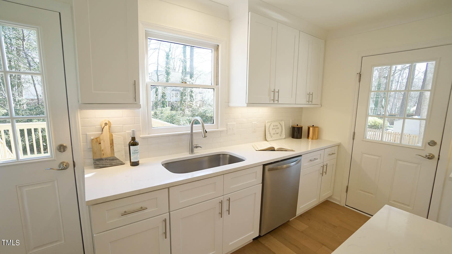 7420 Deer Track Drive Raleigh, NC 27613 - Photo 27 of 59 Kitchen